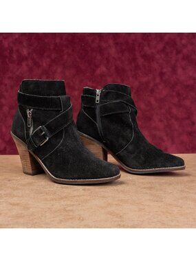 Dolce Vita Women Solid Black Suede Buckle Western Ankle Boots sz 10